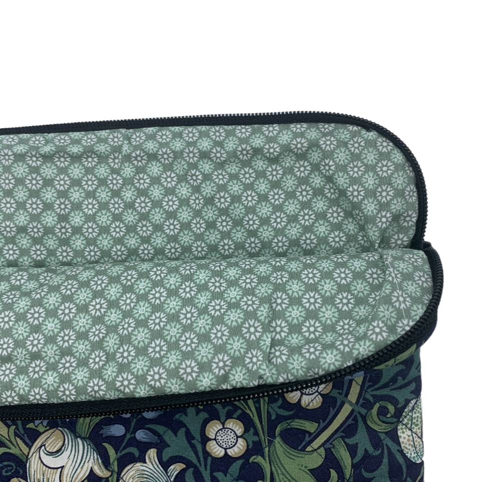 Kamille Computer Sleeve - William Morris Golden Lily/ Navy