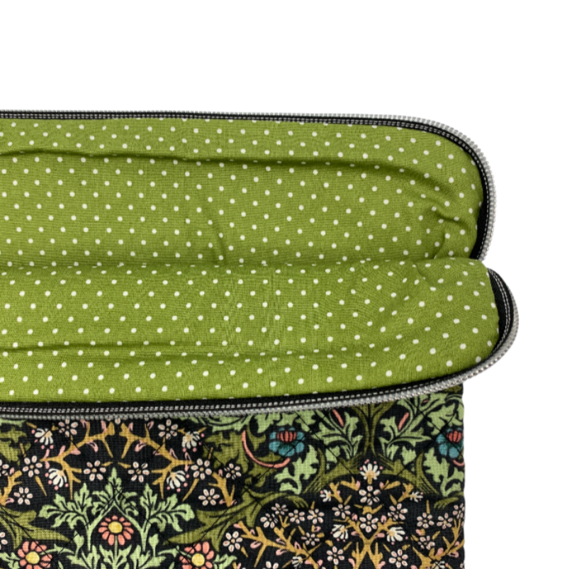 Rose Sleeve i William Morris Blacktorn/ Charc Foer