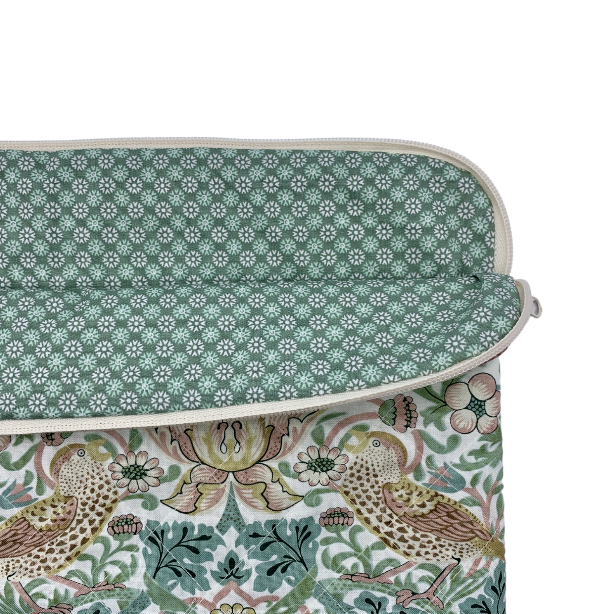 Rose Sleeve i William Morris Strawberry Thief/ Olive Foer