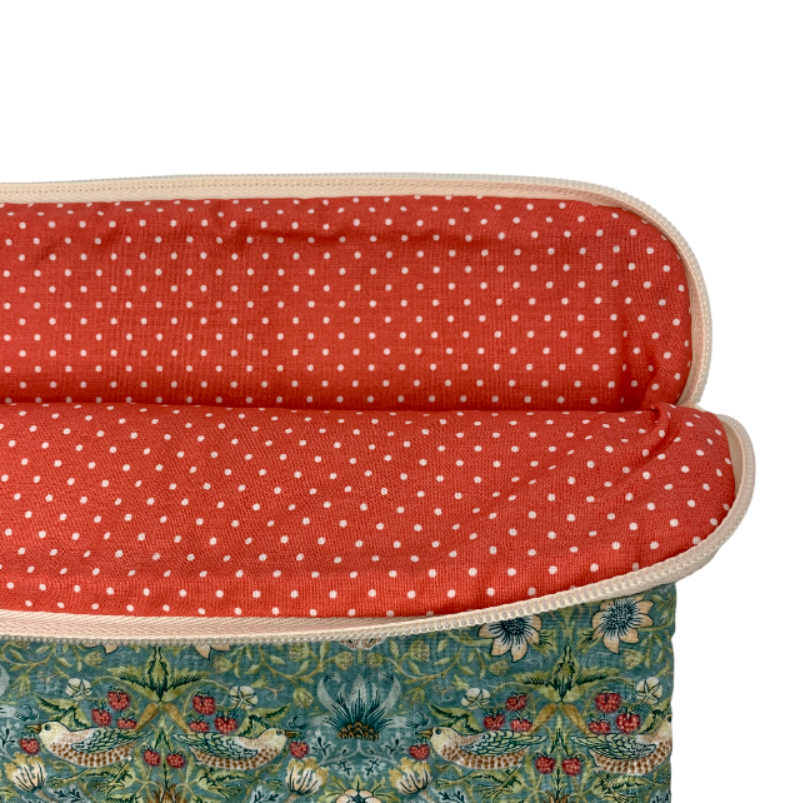 Rose Sleeve i William Morris Strawberry Thief Mini/ Aqua Foer