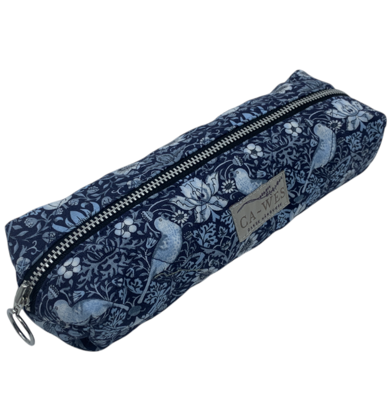 Valmue Penalhus - William Morris Strawberry Thief Mini/ Indigo