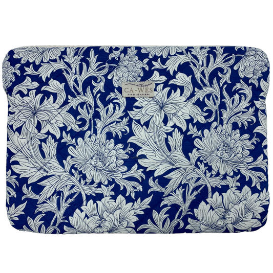  Kamille Computer Sleeve - William Morris Chrysanthemum/ Tonal blue