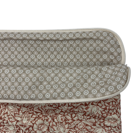 Kamille Computer Sleeve - William Morris Mallow/ Rose