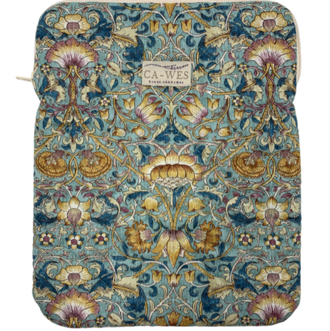 Magnolia iPad sleeve - William Morris Lodden/ Dusk Front